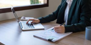 Factura electrónica para autónomos: obligaciones y excepciones en 2025